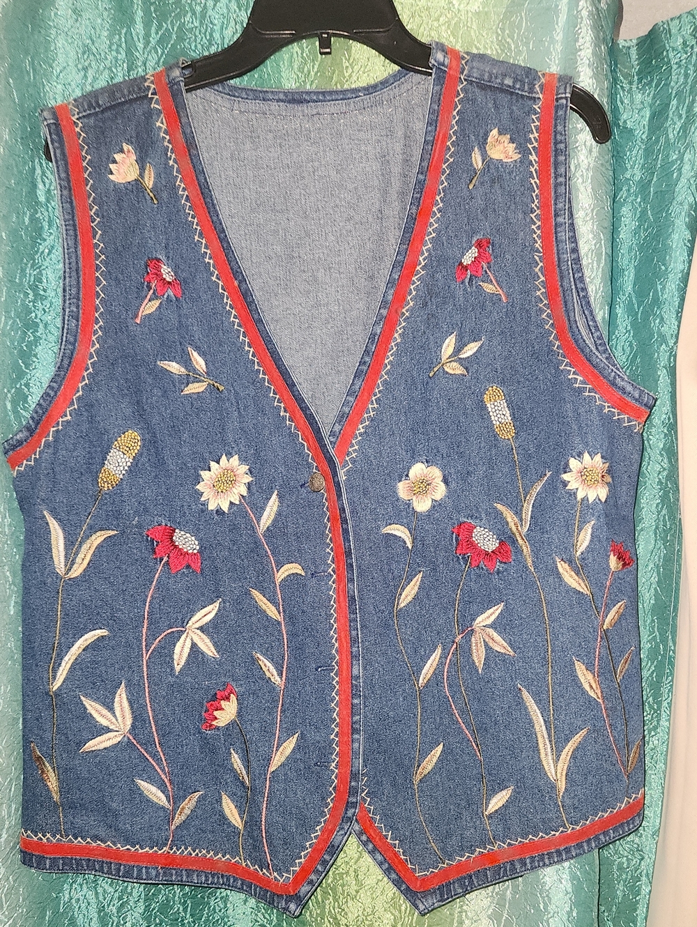 Source Unknown Blue Denim Floral Embroidered Vest with Red Trim